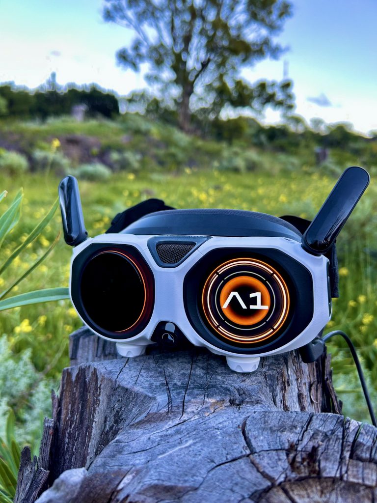 Gafas visión Antigravity A1 con el logo A1 en la pantalla frontal
